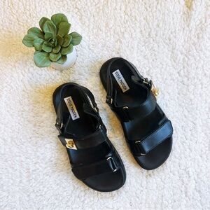 Black Steve Madden sandals